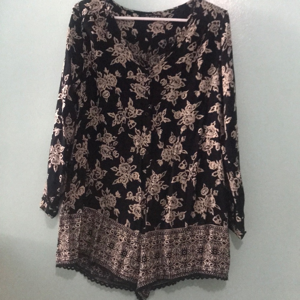 Volcom long sleeve romper